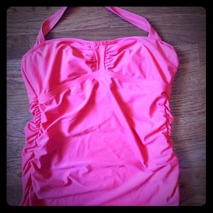 Athleta women's M 36 B/C swim top Coral